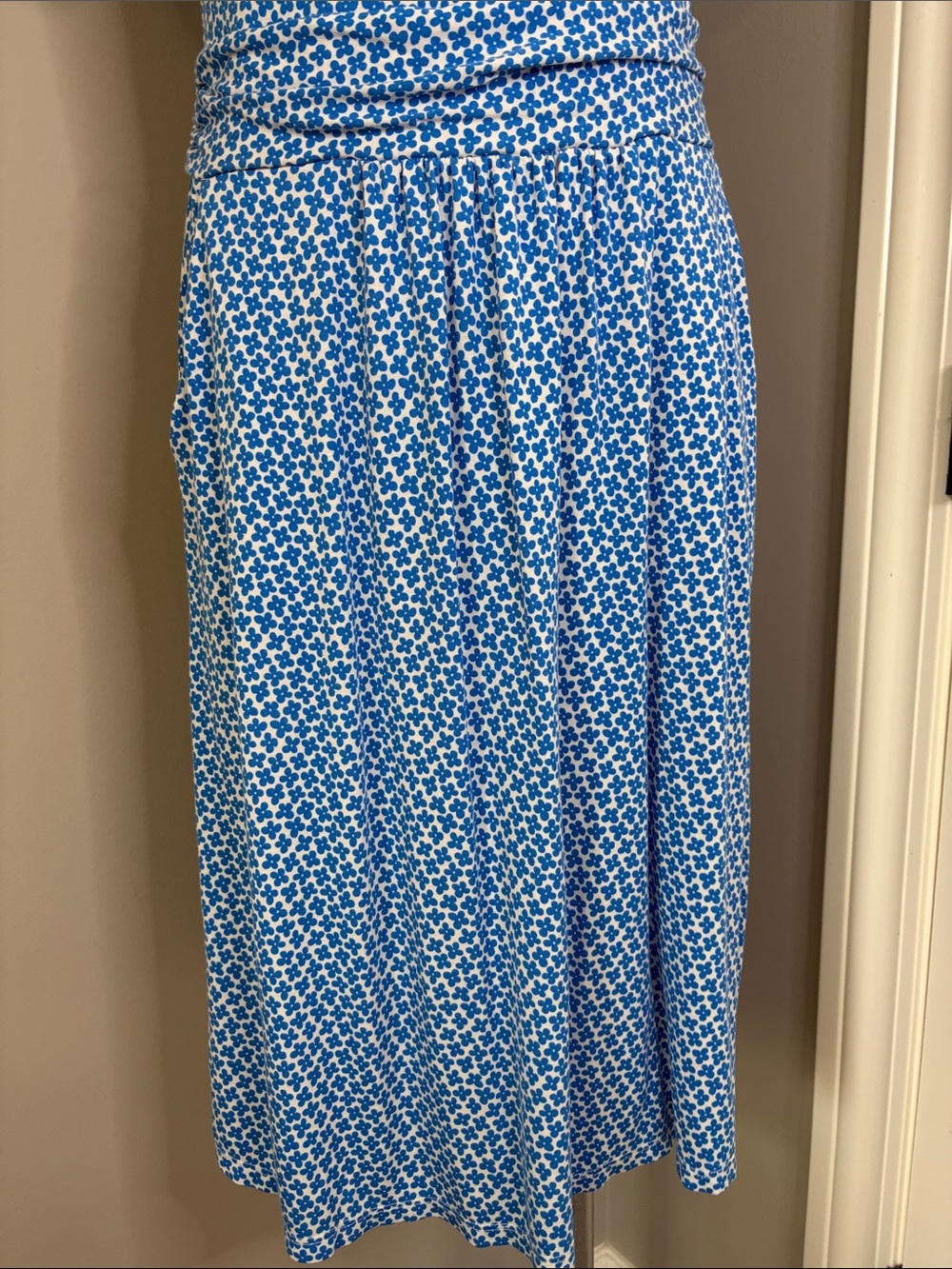 Boden Amelie Brilliant Blue Daisy Bud Print Short Sleeve Dress Knee Length Sz 6 - Picture 7 of 15